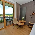 Waldkristall Hotel *